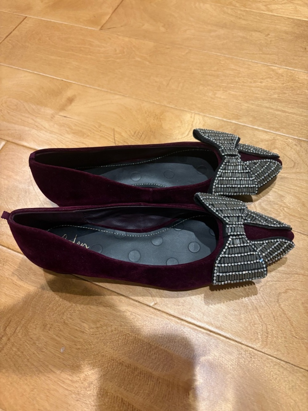 Boden beaded  bow pointed velvet flats shoes burgundy sz 38 7.5 8